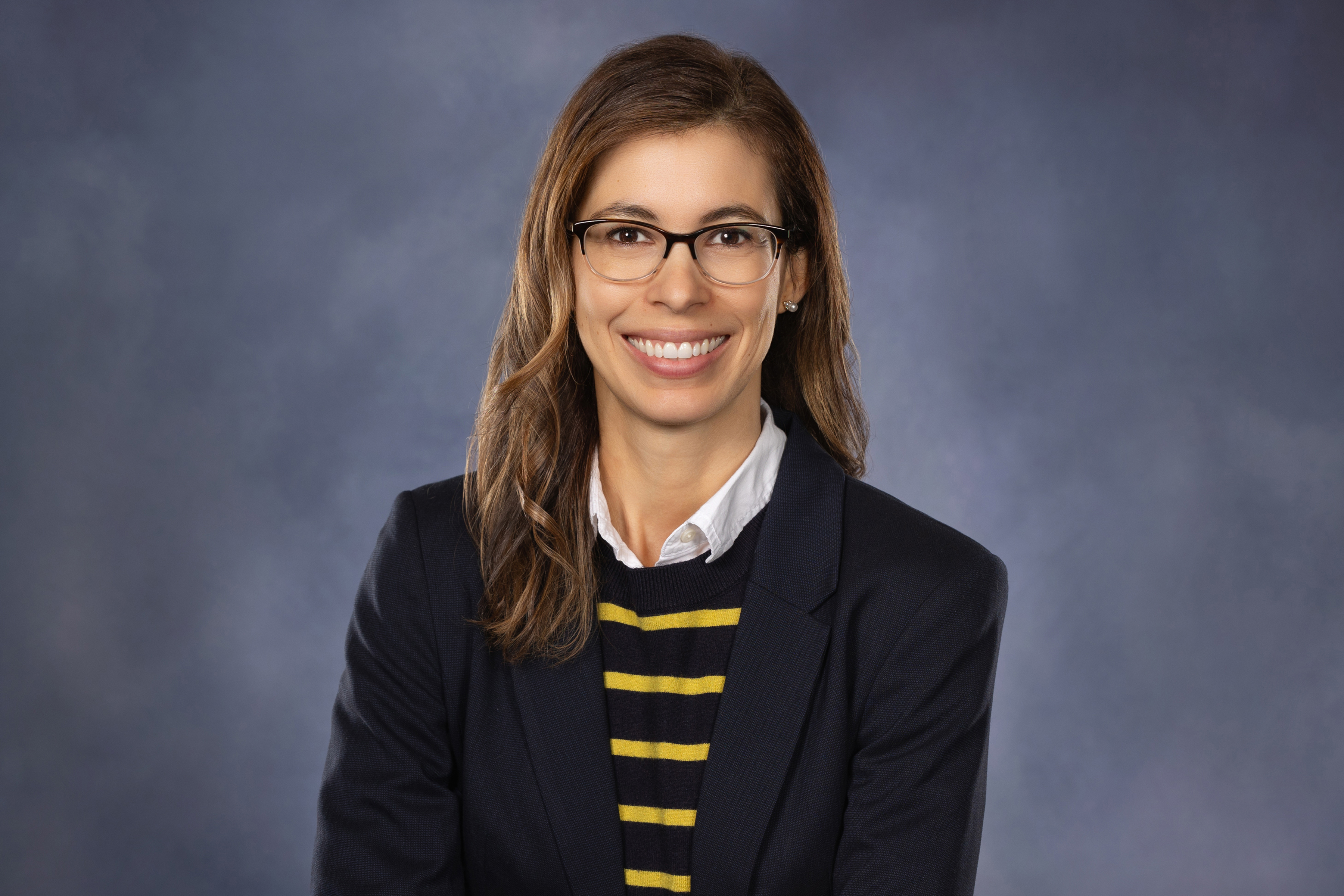 Rebecca Thomas headshot
